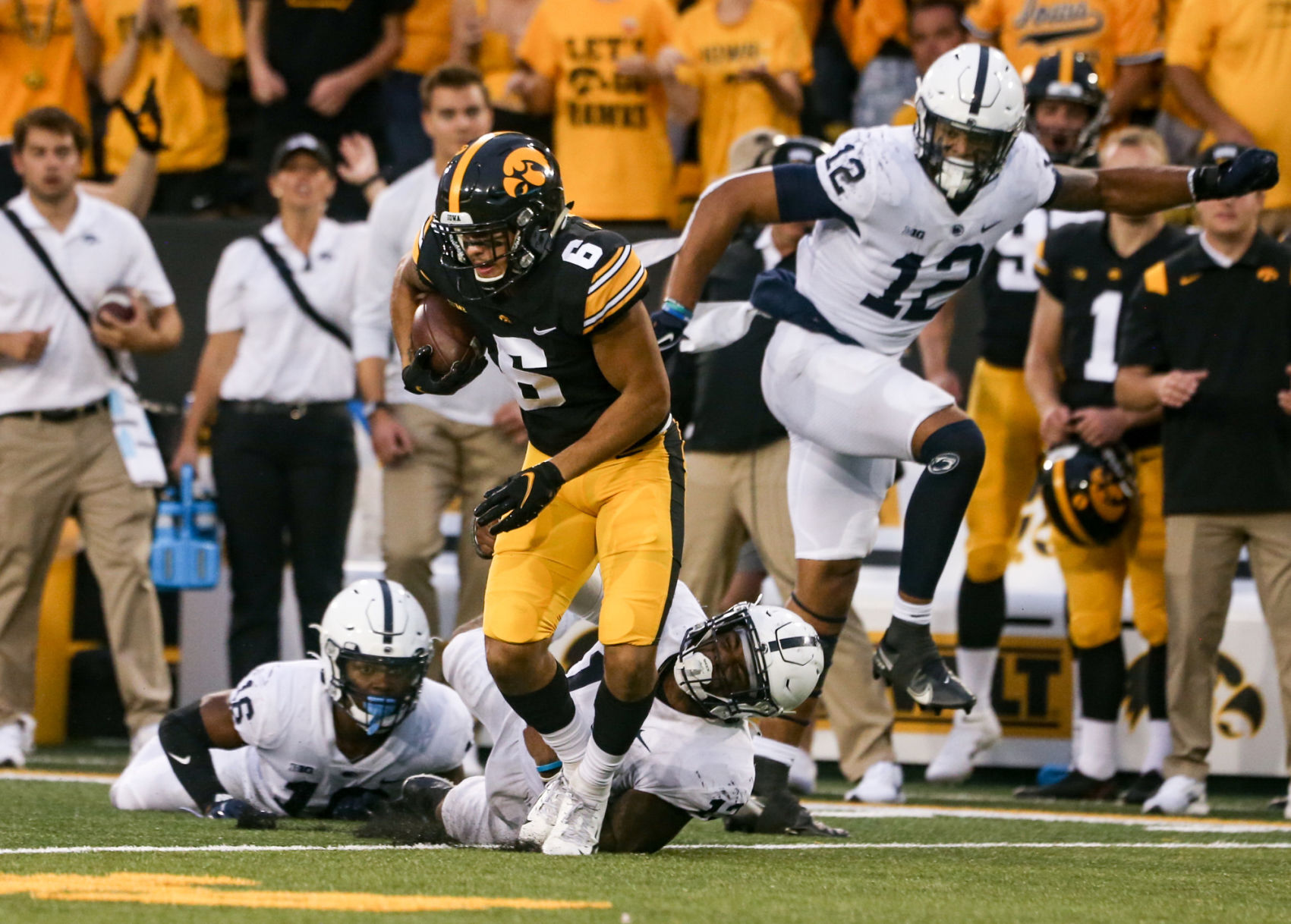 100921-qc-spt-iowa-fball-061